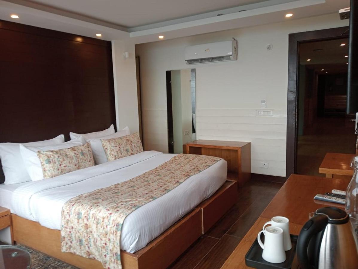 Yashshree Mussoorie Mall Road Dış mekan fotoğraf